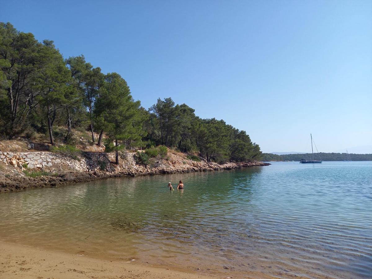 Apartman Marina Sa Parkingom Jelsa  Exterior foto